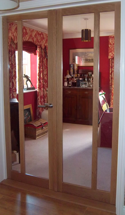 Glass-fronted built-in furniture